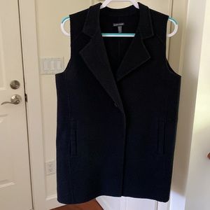 Eileen Fisher Wool Collared Vest in Black. Size M.